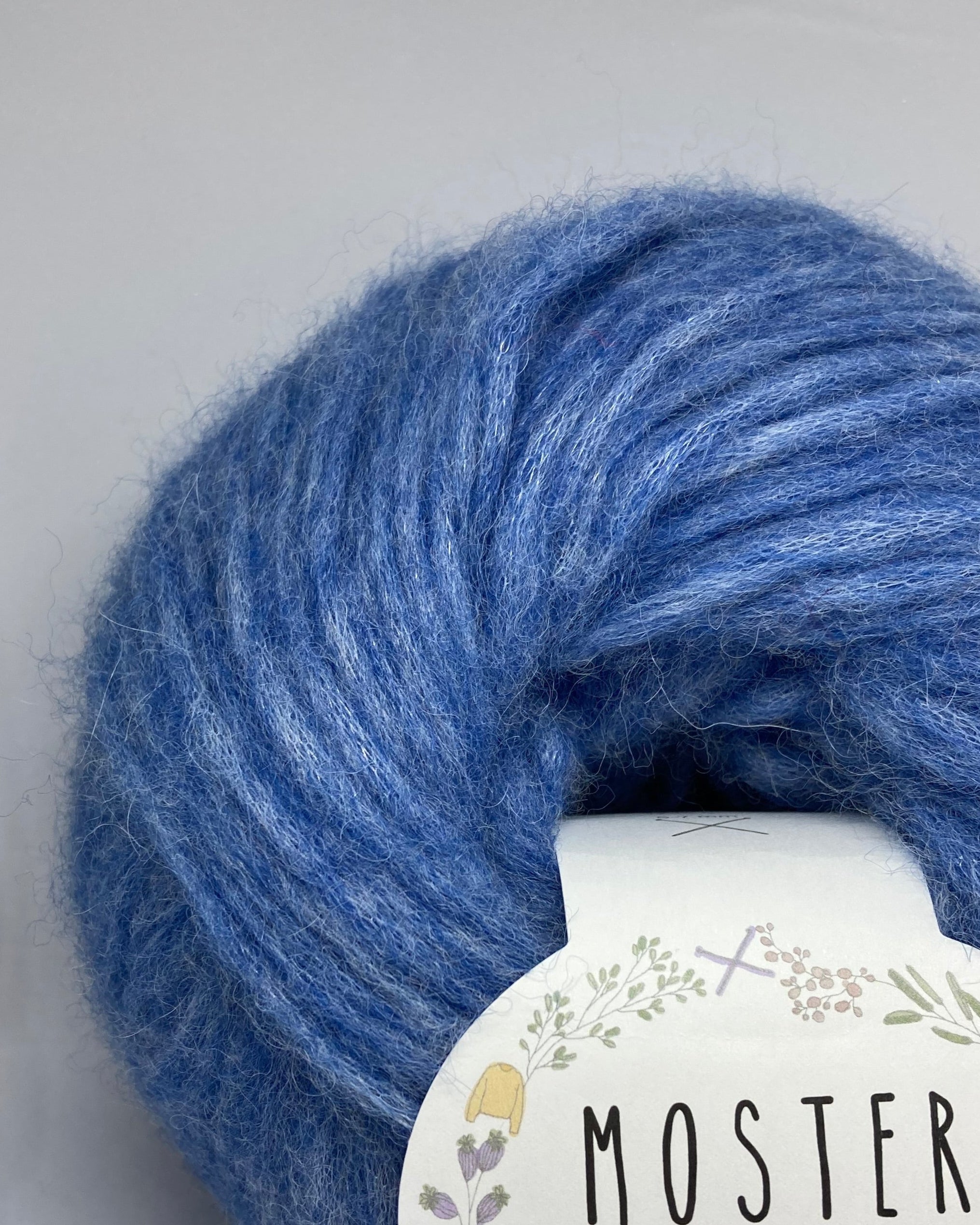 DOVE BLUE (BABY ALPACA MERINO WOOL)